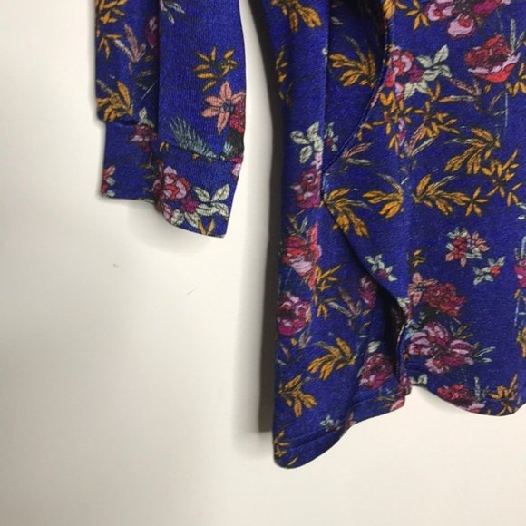 FREE PEOPLE Dock Street Top blue floral ruffle top size Small - Picture 6 of 8